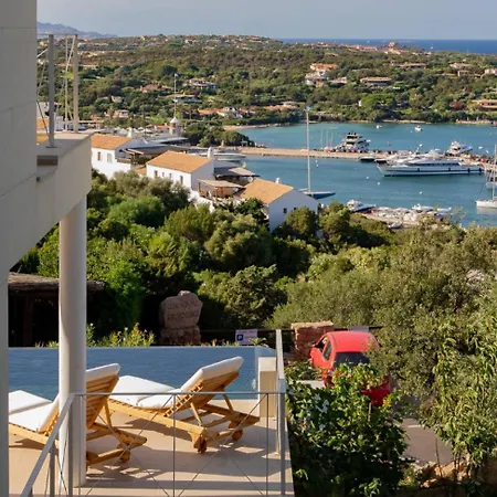 Dea Overlooking The Harbor Of Villa *