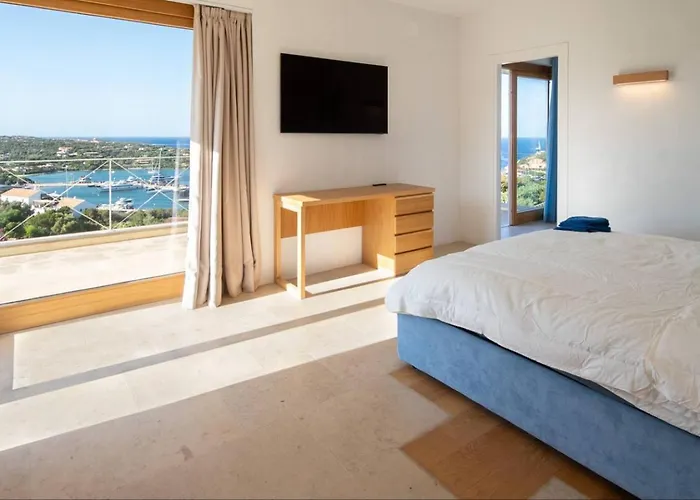 Villa Dea Overlooking The Harbor Of *