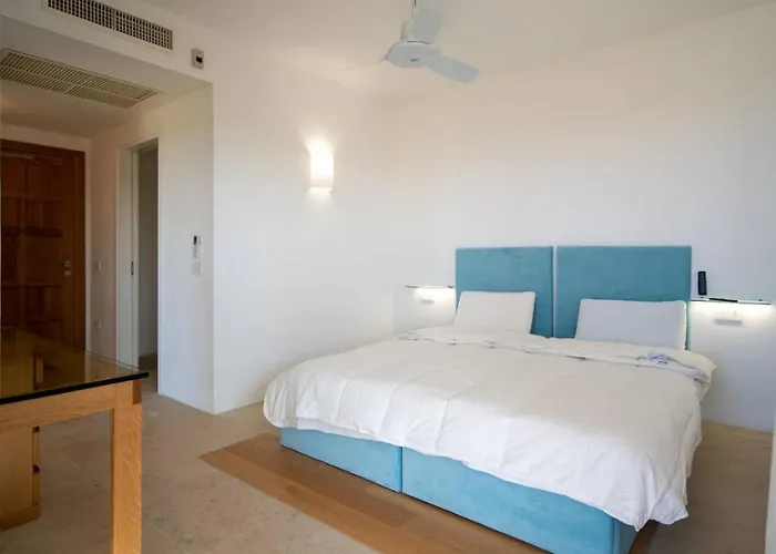 Dea Overlooking The Harbor Of *